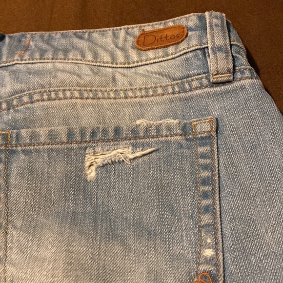 Dittos Short Mid Rise Shorts - Picture 7 of 7